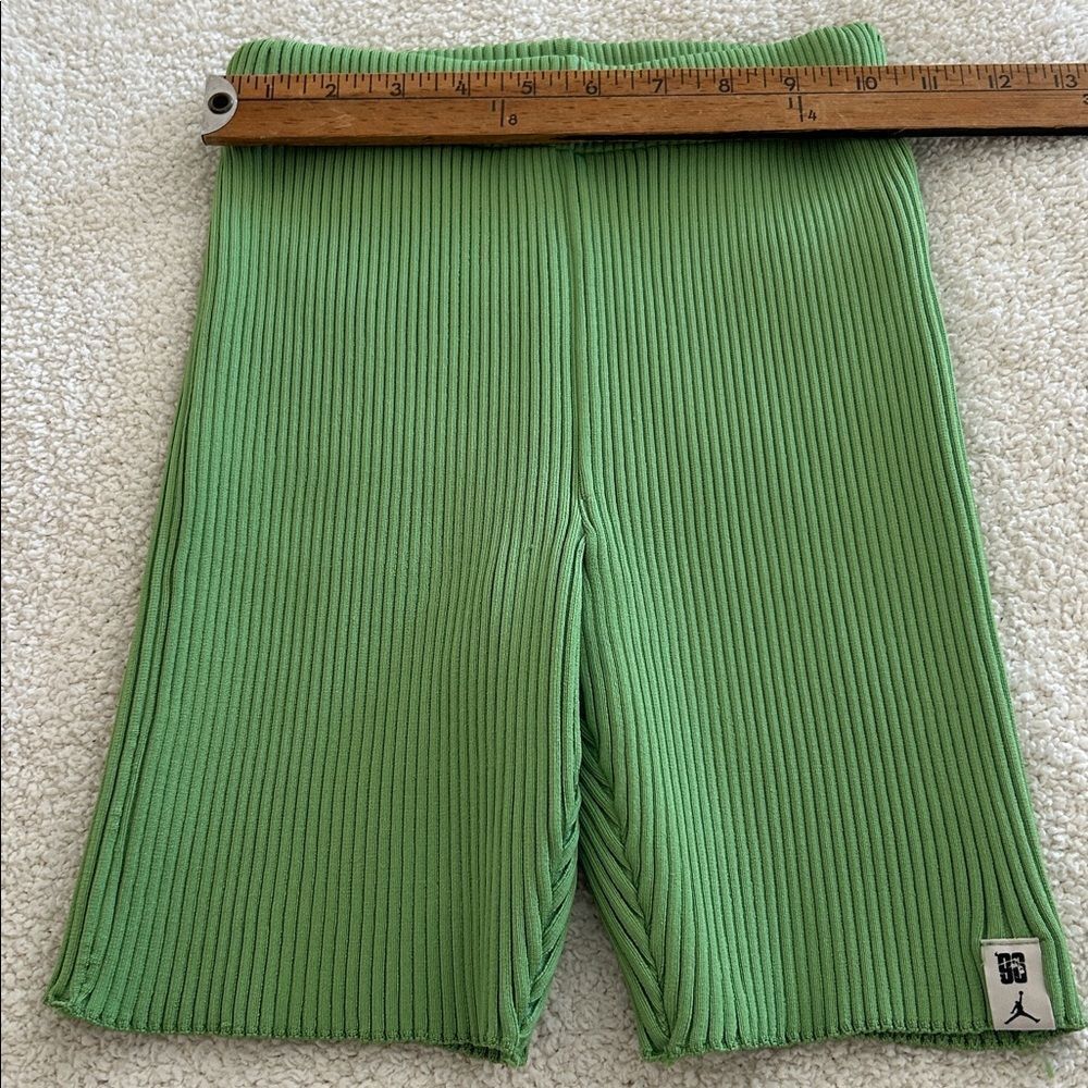 Jordan Ribbed Green Bike Shorts medium - Picture 5 of 8